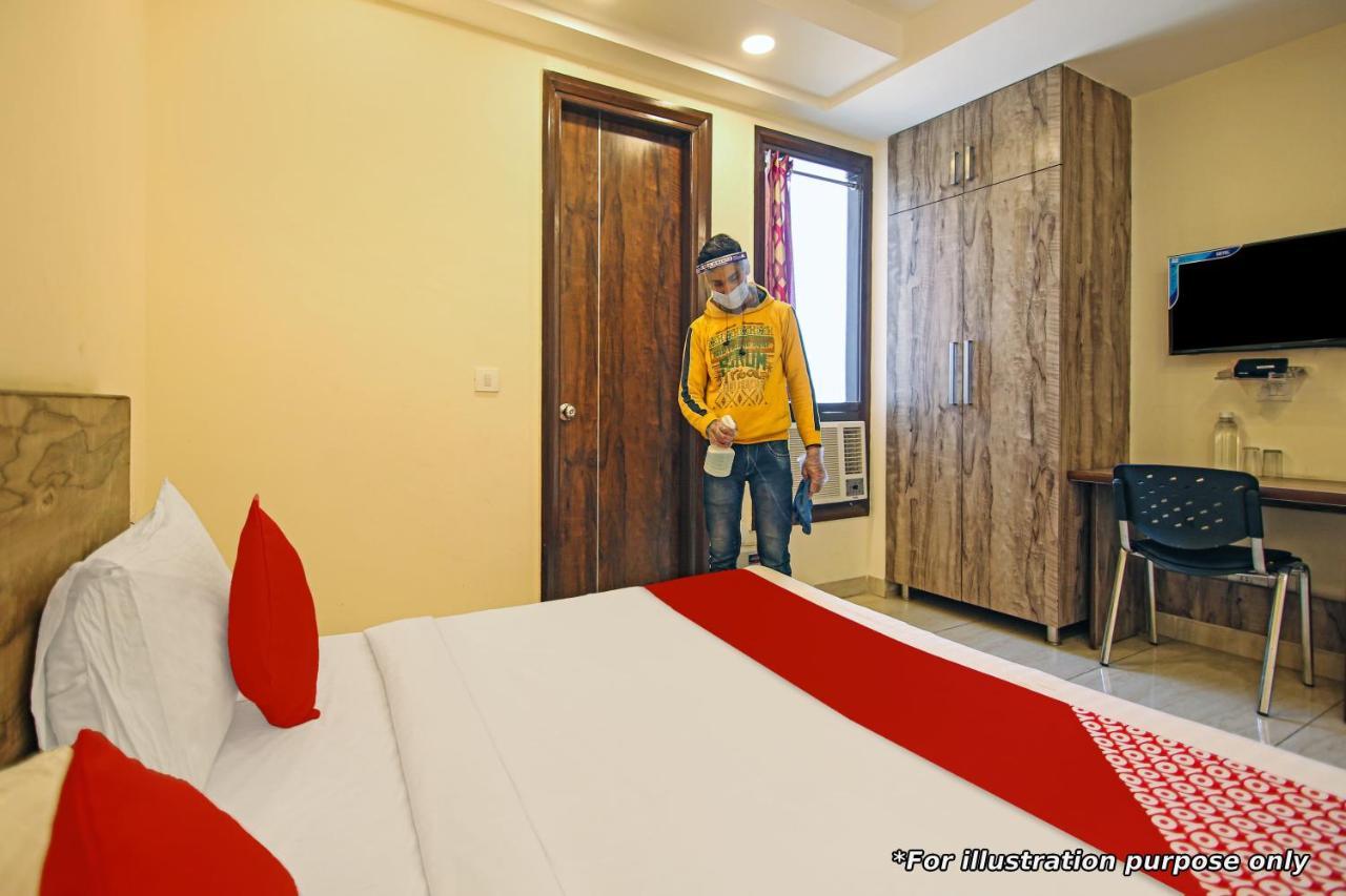 Oyo Flagship 81486 Hotel Mahalaxmi Guesthouse 新德里 外观 照片