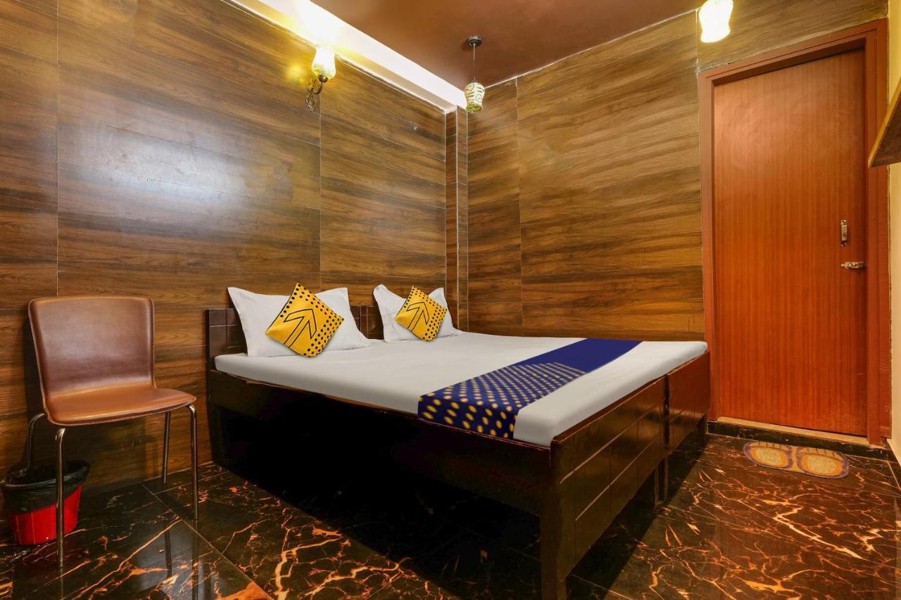Oyo Flagship 81486 Hotel Mahalaxmi Guesthouse 新德里 外观 照片